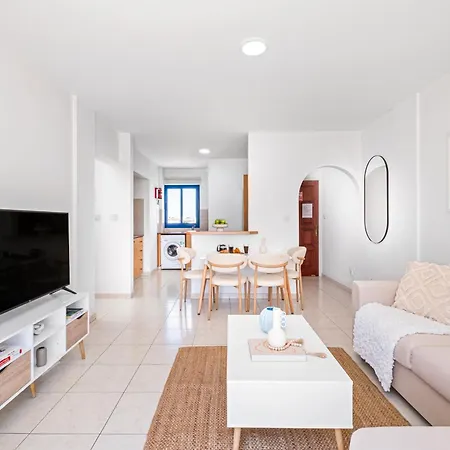 Apartman Sola By Nomads Paphos